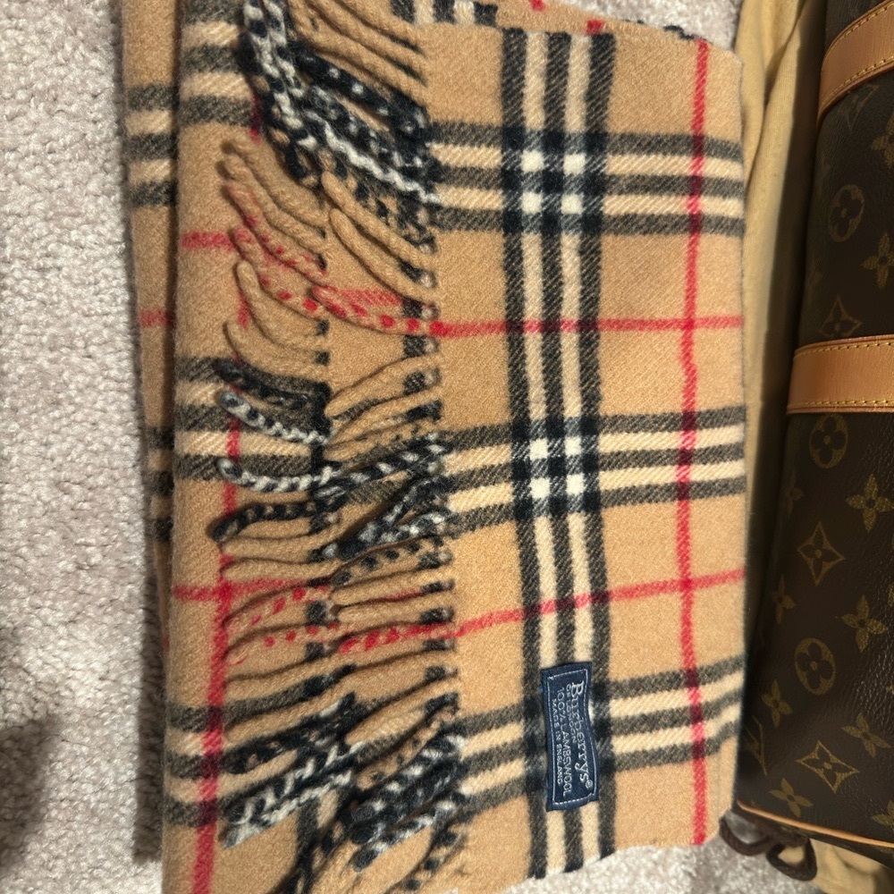 Burberry scarf